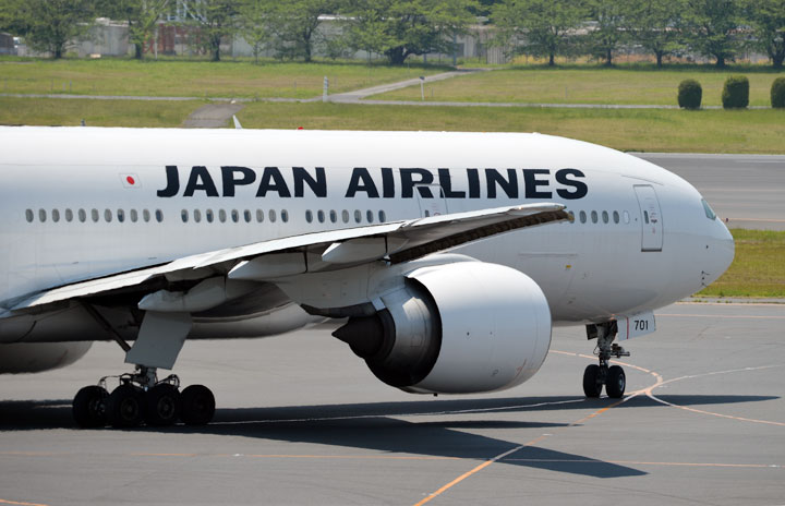 JAL、パイロット訓練にチームワーク重視の新方式 14年4月から