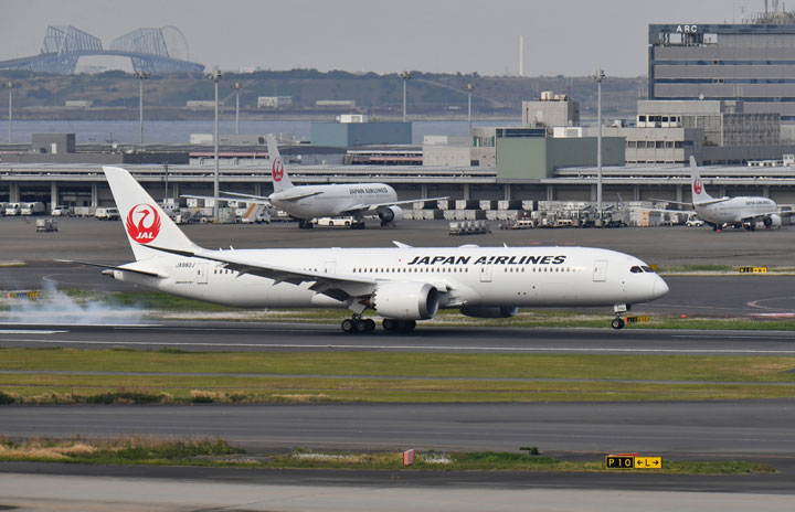 JALの787、51機目は羽田到着 長距離国際線仕様