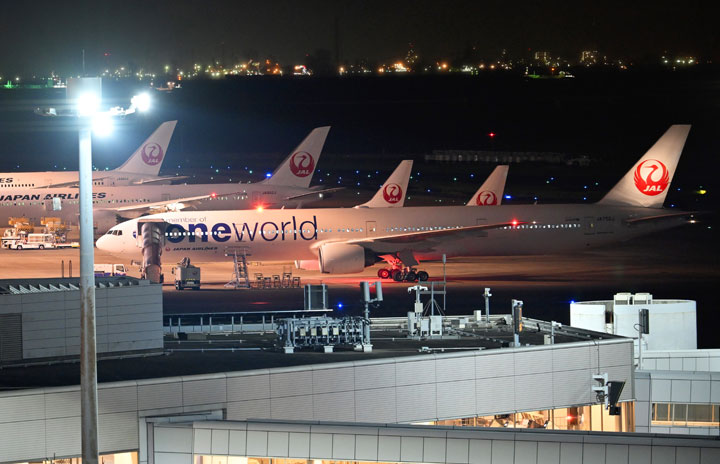 独自】JAL、最後の国内線777-300離日 ワンワールドJA752Jが米国へ、500 