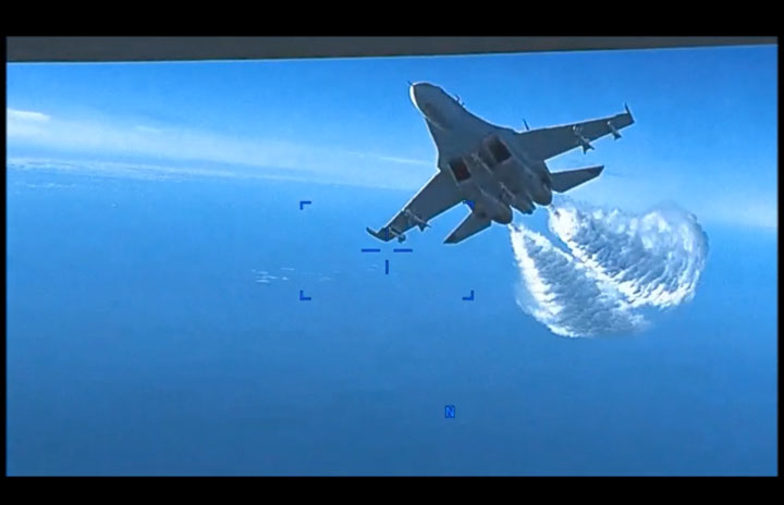 動画】米国防総省、露Su-27接触の動画公開 黒海で墜落のMQ-9、水深1500mで回収困難