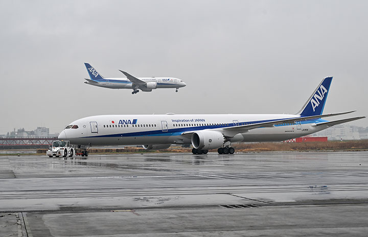 ANA、787-10国内線仕様お披露目 777-200より大きい次世代旗艦機