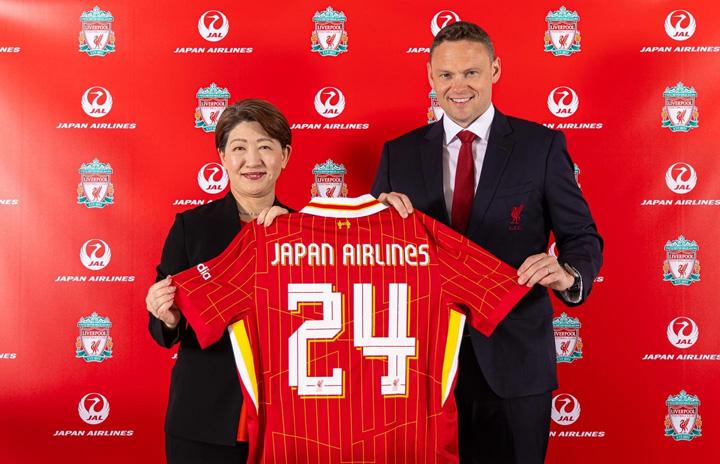 JAL、リバプールFCとパートナー合意 スタジアムにラウンジも